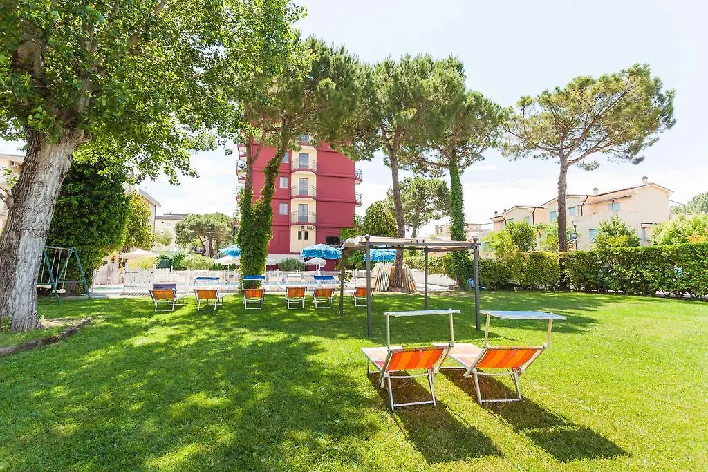 Hotel Frank Lido di Jesolo 3*,  Italy